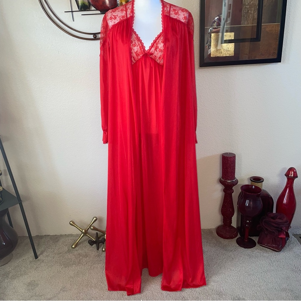❤️STUNNING❤️ Vintage Red Lace Long Maxi Slip Dress Nightgown & Robe Peignoir